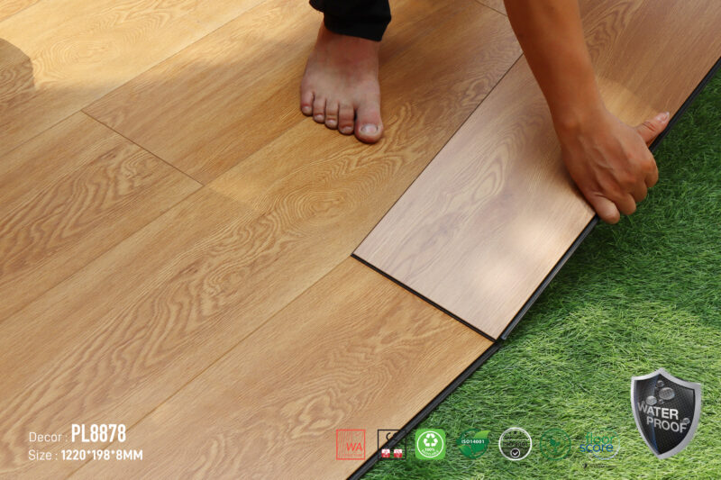 Sàn Gỗ DreamLux PL8878 Cốt Than 8MM