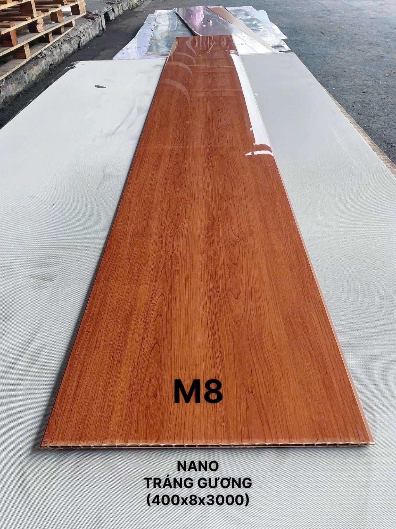 Tấm Nano 400x9 TRÁNG GƯƠNG GH - M8